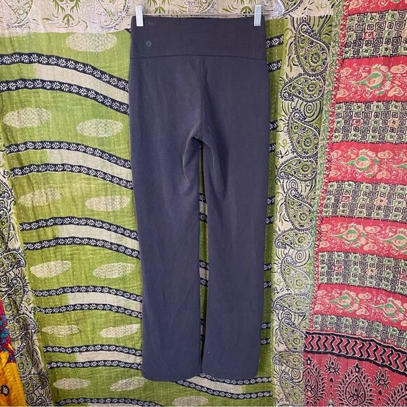 Lululemon Gunmetal Brushed Softstreme Ribbed Zip-Flared Pant 34" Size 4 - Picture 9 of 16